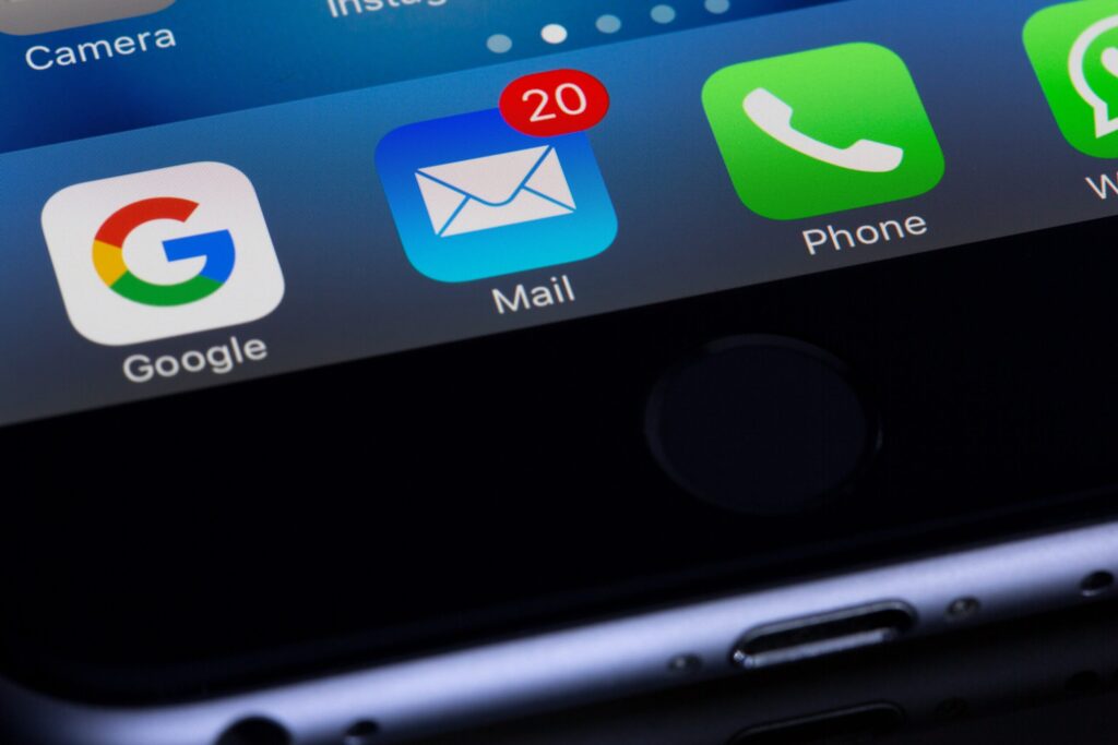 best-time-to-send-emails-scaled