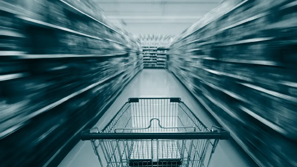 A blog cover image where you will find benefits of magento 2 over older versions